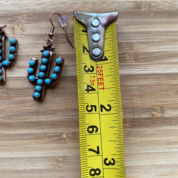 NWOT fun cactus shaped turquoise & copper colored Southwestern earrings - Picture 7 of 7